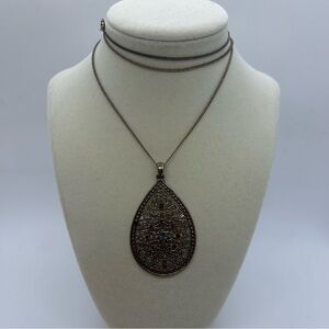 Teardrop Shaped Jeweled Filigree Long Pendant Necklace in Antique Gold